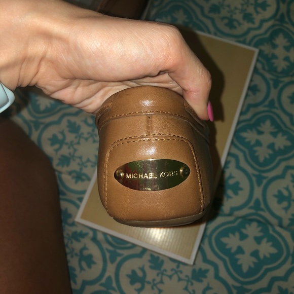 Michael Kors - Picture 3 of 3